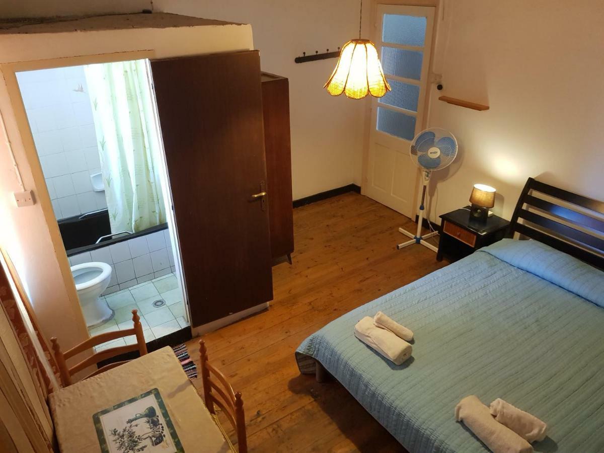Trianon Vandrerhjem Paphos Eksteriør bilde